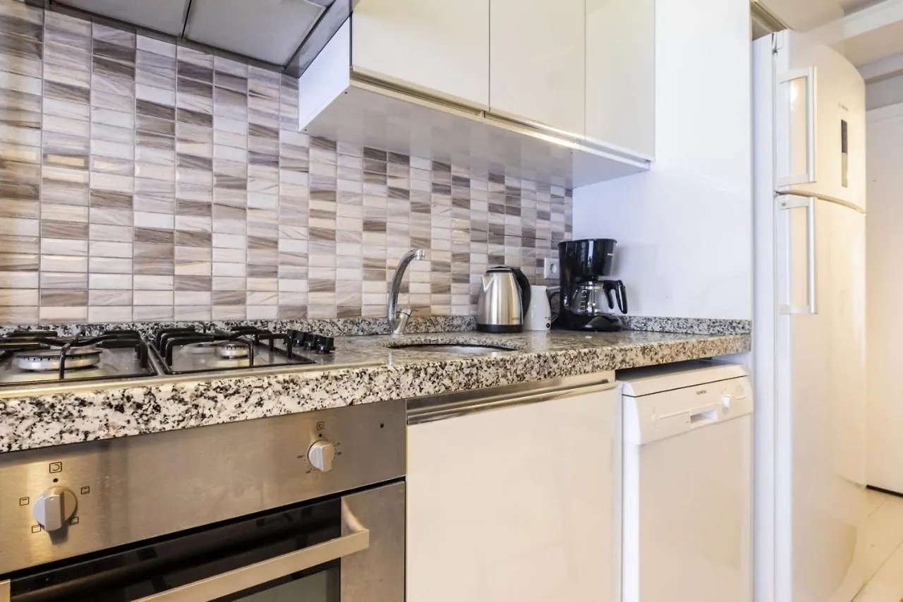 Comfy Flat 650 M To Galata Tower Daire İstanbul