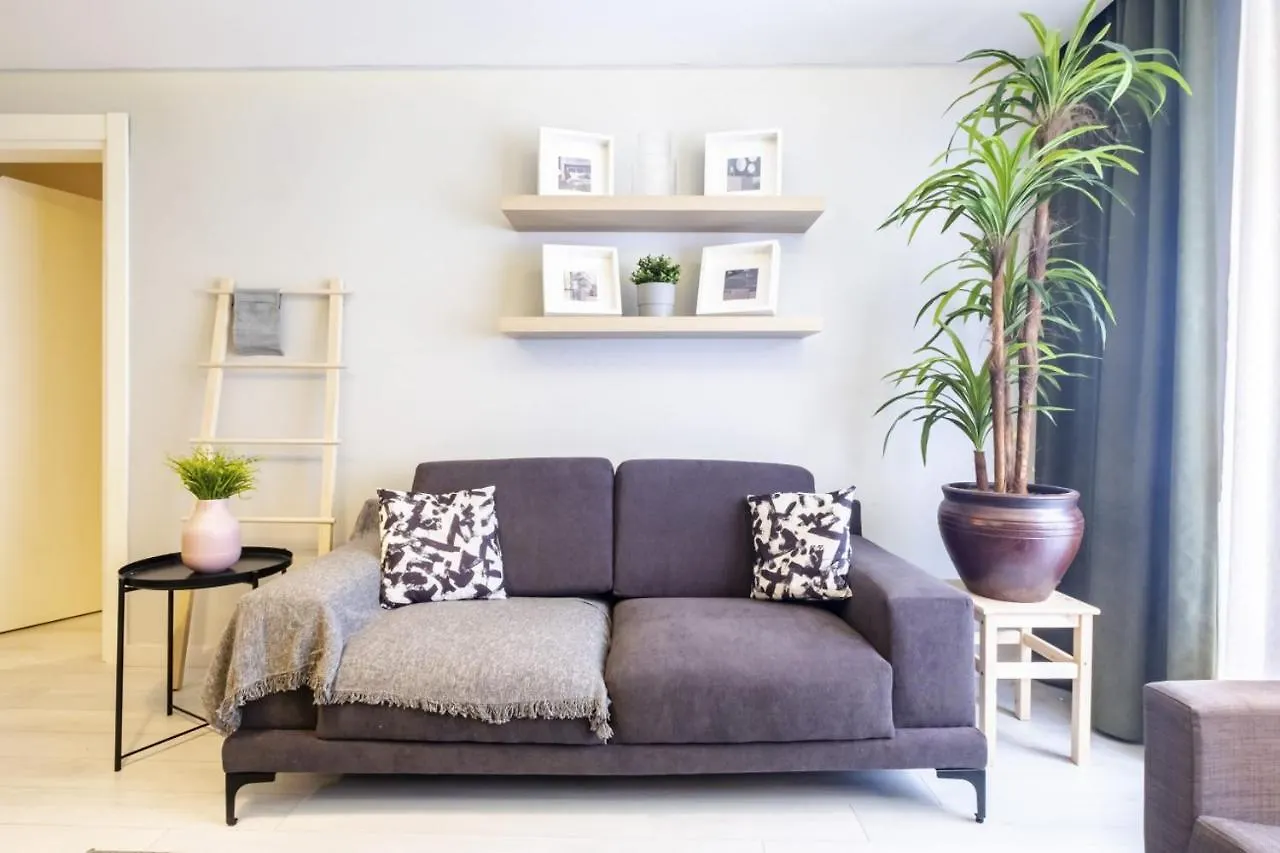 Comfy Flat 650 M To Galata Tower Daire İstanbul Türkiye